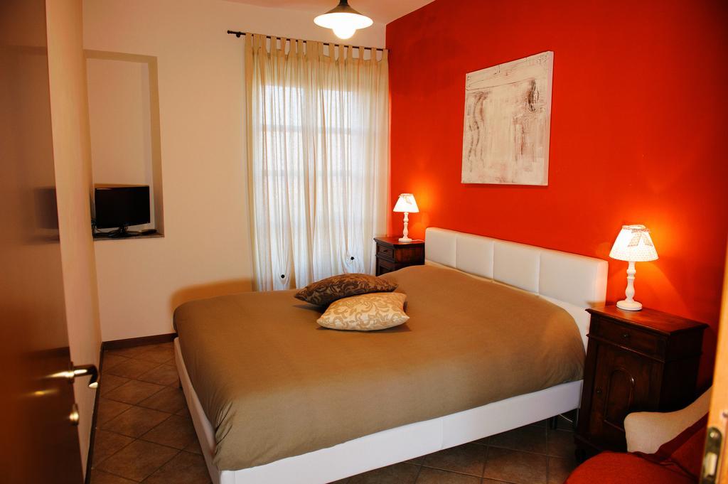 Agriturismo Paitin Alba  Pokój zdjęcie