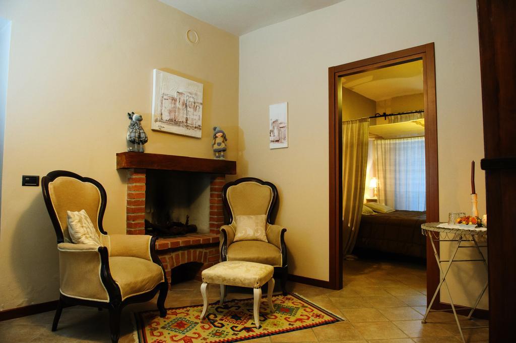 Agriturismo Paitin Alba  Pokój zdjęcie